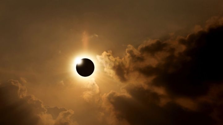 Eclipse lunar en la noche de este domingo en Argentina: ¿a qué hora podrá verse?