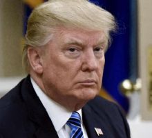 Trump defendió su apoyo económico a la Argentina: “El país está peleando por su vida”
