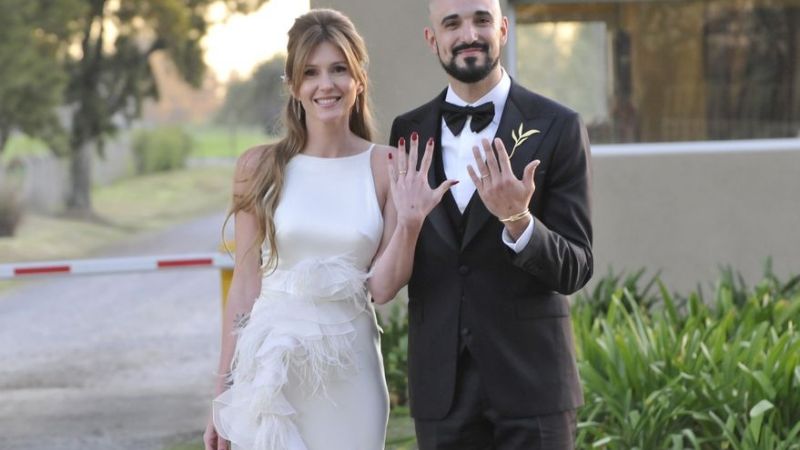 Abel Pintos y Mora Calabrese celebraron su boda en un entorno de ensueño