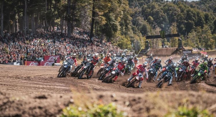 El Mundial de Motocross se despidió a lo grande con festejos de Prado y De Wolf