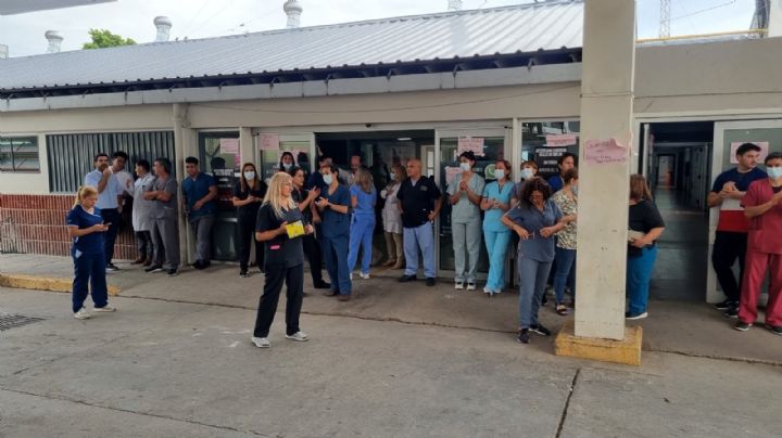 Manifestación del personal del hospital San Juan Bautista
