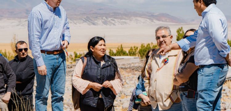 Innovador proyecto de cría de truchas en Laguna Blanca
