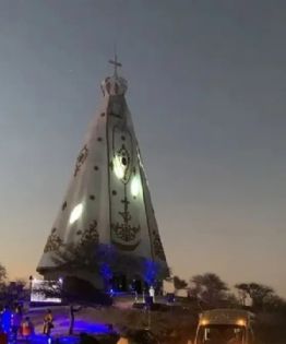 En Brasil se inauguró la "Virgen más grande del mundo": la comparación con el monumento que se encuentra en El Rodeo