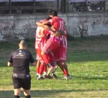 Villa Cubas le ganó a Juventud y sigue con chances