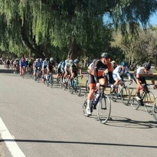 Se corre en el Parque el Gran Premio Poncho 2025